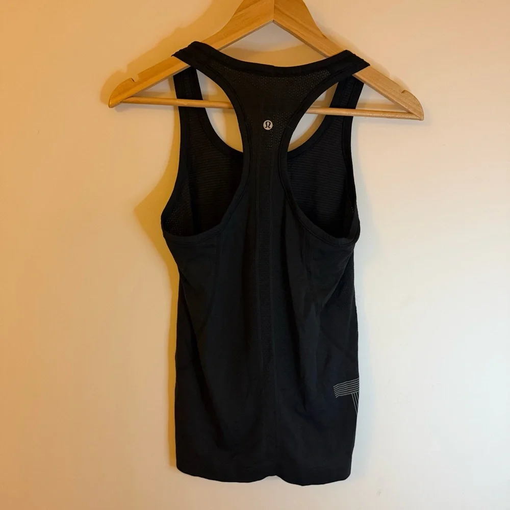 Lululemon Swiftly Tech Tank top - Picture 2 of 4